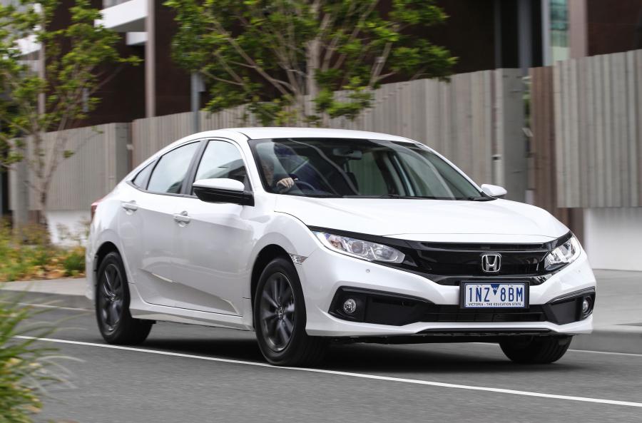 Honda Civic VTi-S Sedan (FC) 2019 года  (AU) (фото 3 из 28)